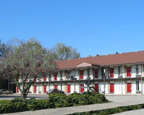 Red Carpet Inn - Louisville Bagian luar foto
